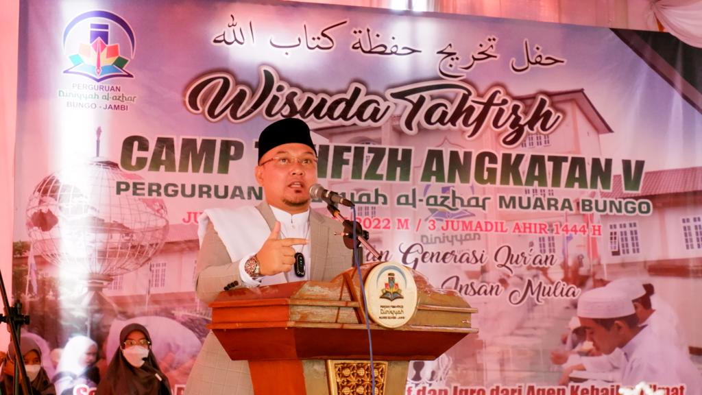 Direktur Pendidikan Diniyyah Al-Azhar Ustadz H Moch Hafizh El-Yusufi MM