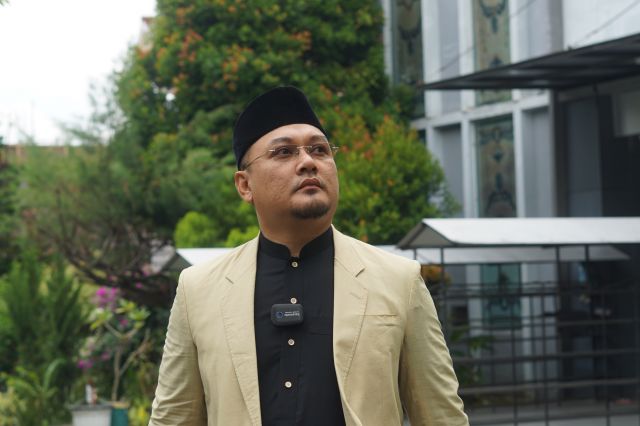 Kenapa harus menyekolahkan anak ke Pesantren?