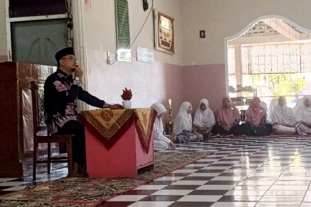 Pondok Pesantren Diniyyah Al-Azhar Lepas Santri untuk Liburan Semester, Pimpinan Pesantren Sampaikan Pesan Penting