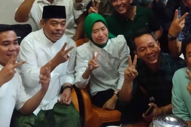 Profil Bursah Zarnubi Calon Bupati Menang Telak Real Count Pilkada Lahat